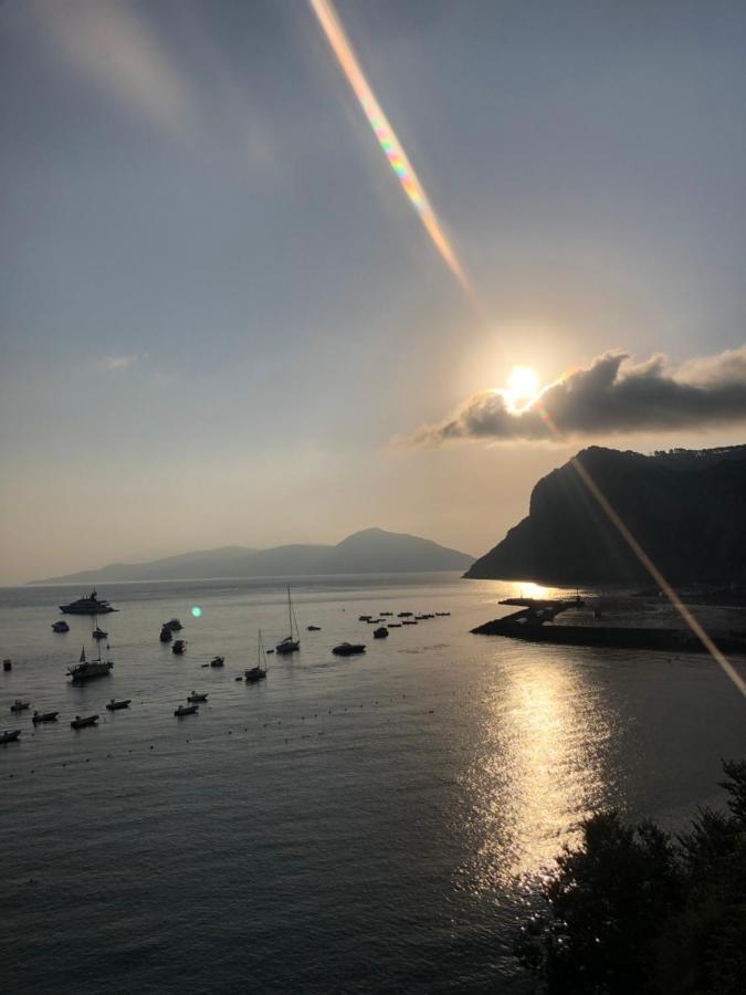 Apartamento La Baia Di Napoli Capri Exterior foto