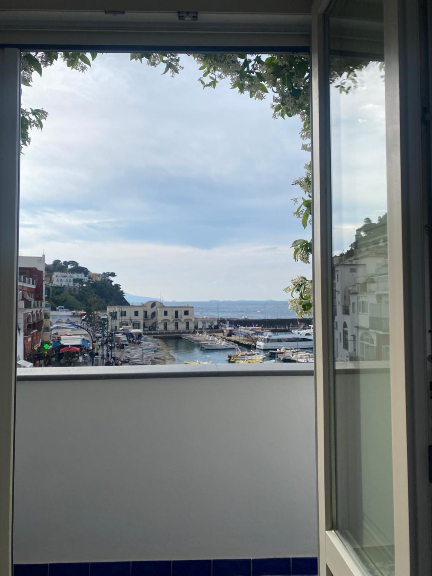 Apartamento La Baia Di Napoli Capri Exterior foto
